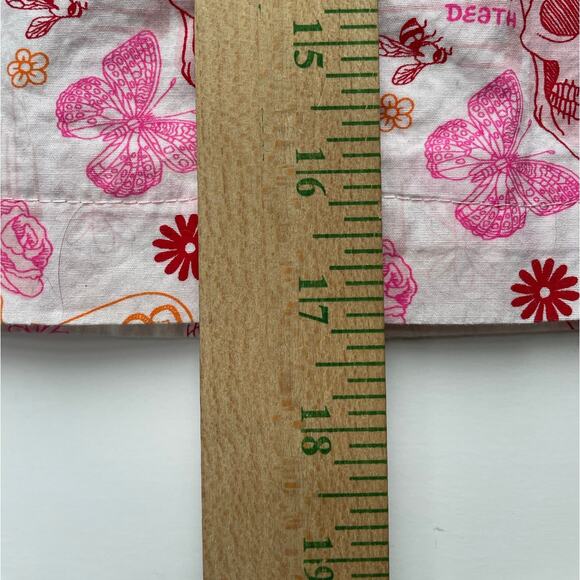 Y2K 'Fine' Mini Skirt Size Small Pink Graffiti Skulls Butterflies - Picture 8 of 9